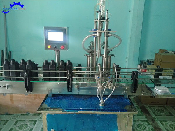 Máy chiết rót dầu nhớt hai vòi tư động