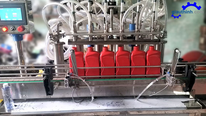 máy chiết rót dầu nhớt sáu vòi tự động