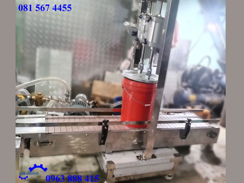 Dây chuyền máy chiết rót