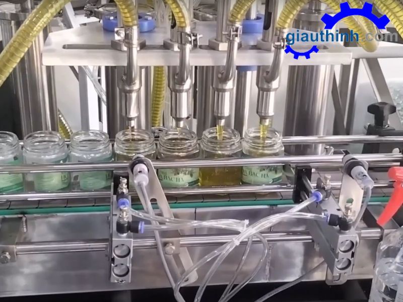 Giàu Thịnh - là địa chỉ uy tín cung cấp máy chiết rót mật ong tự động