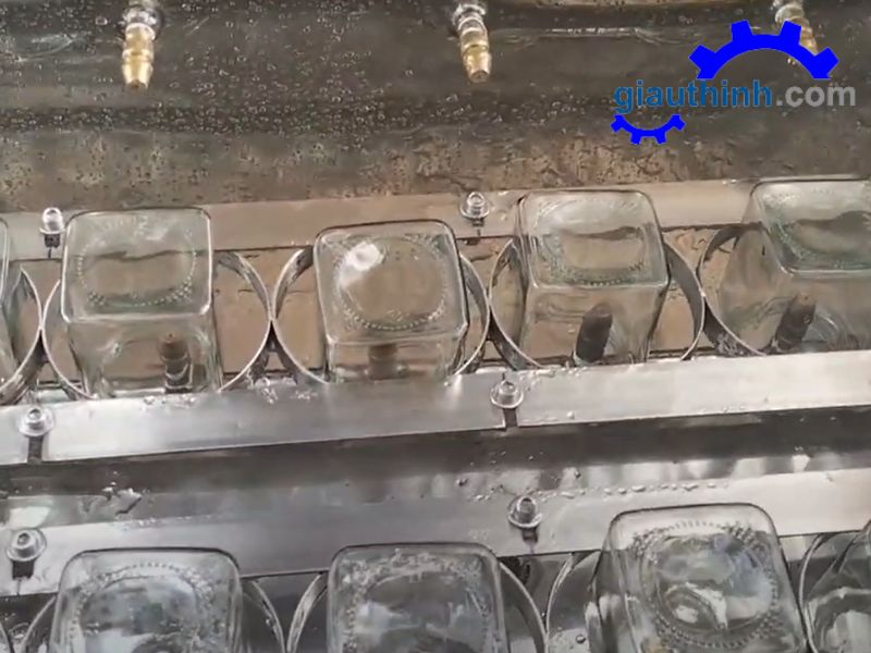 Giàu Thịnh là địa chỉ uy tín mua máy rửa chai thủy tinh bán tự động