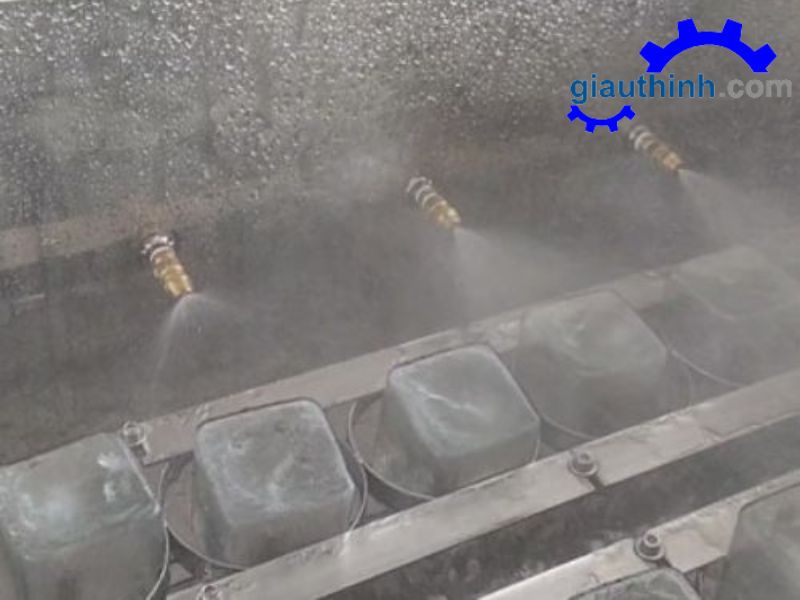 Giới thiệu máy rửa chai thủy tinh bán tự động tại Giàu Thịnh