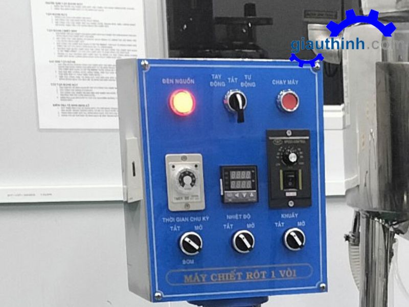 Lý do vì sao nên mua máy chiết rót mỹ phẩm tự động tại Giàu Thịnh