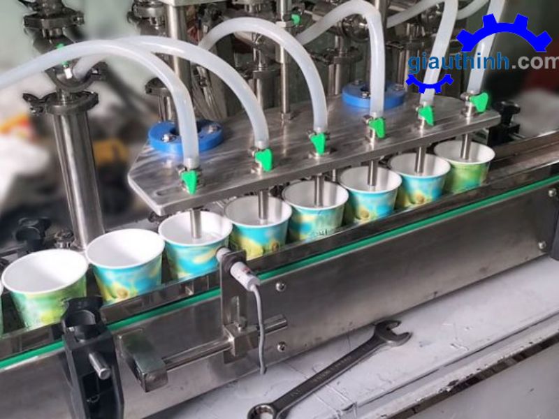 Lý do vì sao nên mua máy chiết rót tàu hũ tự động tại Giàu Thịnh