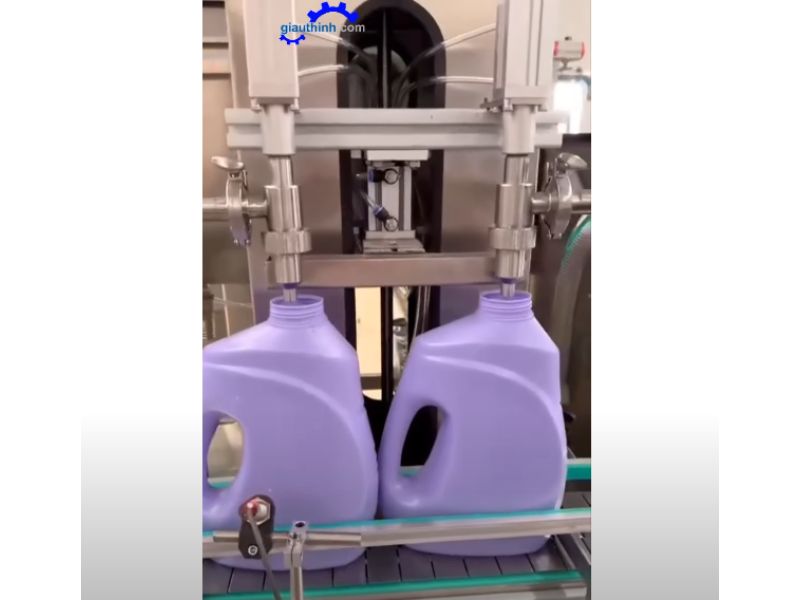 Máy chiết rót nước giặt là gì? Phân loại? Lợi ích khi sử dụng