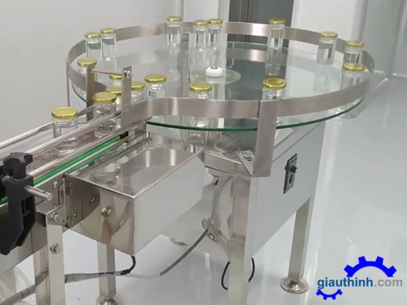 Những điểm nổi bật về cấu tạo máy chiết rót và đóng nắp chai nước yến tự động