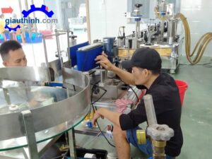 TEST máy chiết rót mật ong tự động