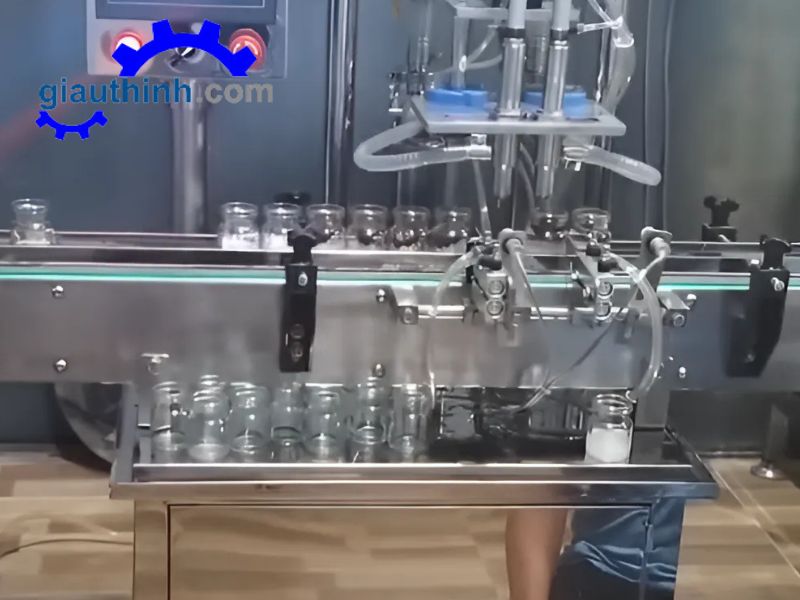 Ưu điểm nổi bật về cấu tạo máy chiết rót nước yến tự động