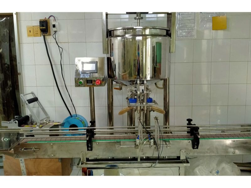 Vì sao nên mua máy chiết rót tương ớt - tương cà tự động tại Giàu Thịnh?