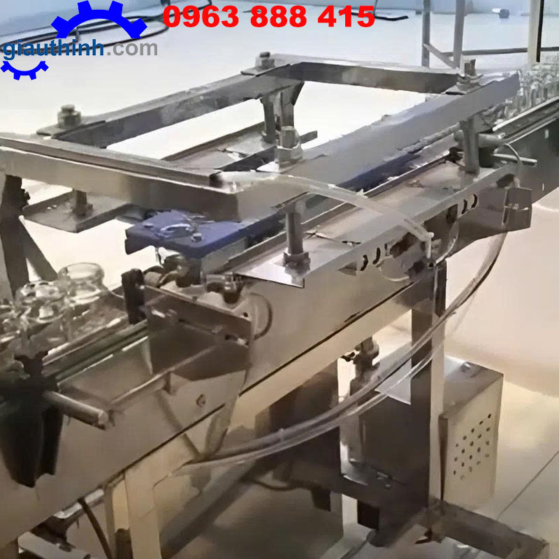 Máy chiết rót đinh lượng