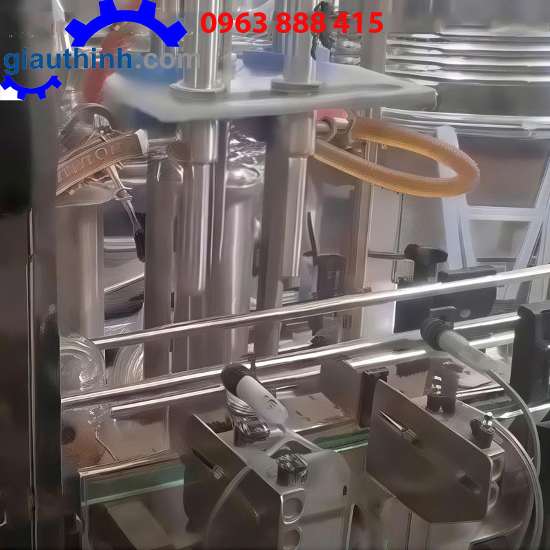 Máy chiết rót mật ong