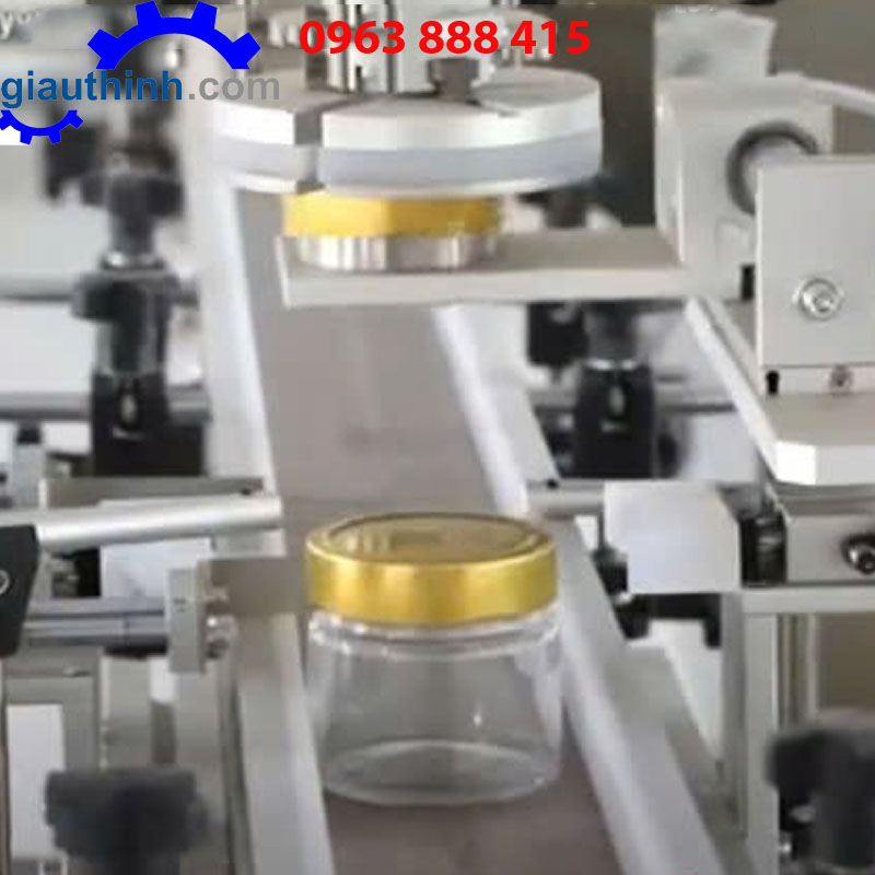 Máy đóng nắp chai