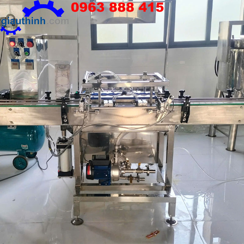 Máy rửa chai tự động