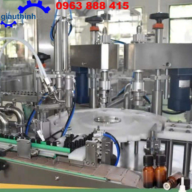 Máy chiết rót và đóng nắp