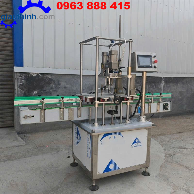 Máy đóng nắp chai