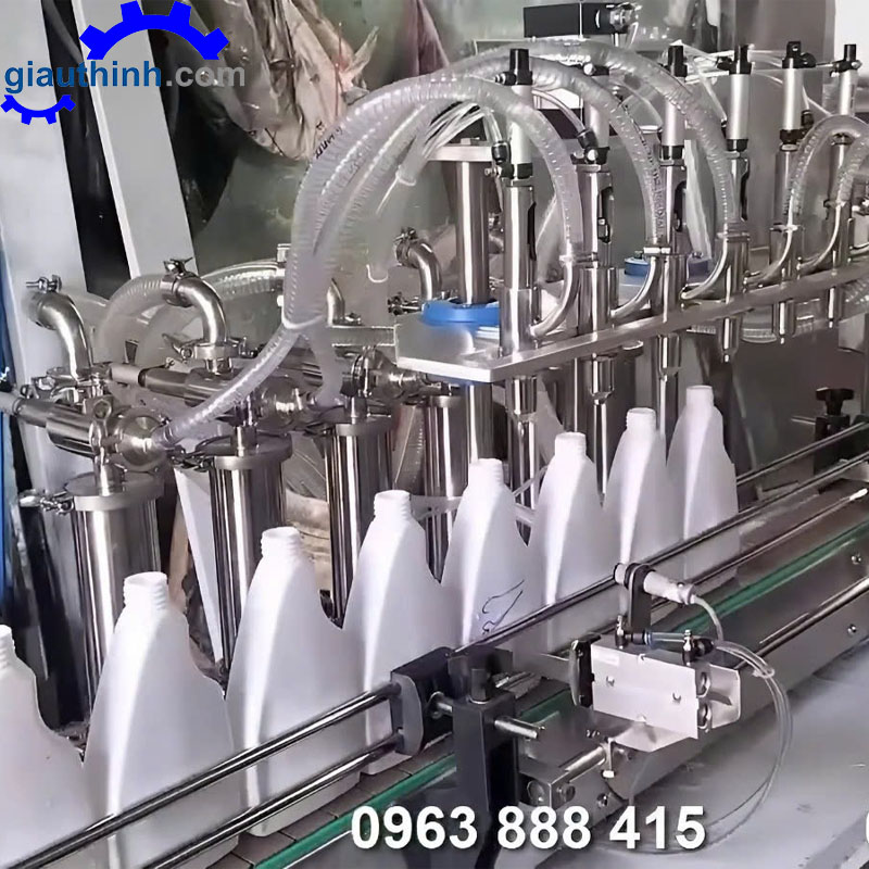 Máy chiết rót nước rửa kính