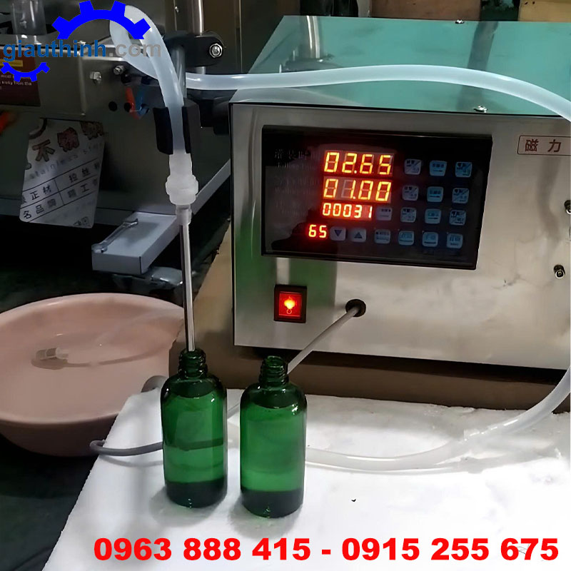 Máy chiết rót bơm bánh răng
