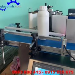 Máy dán nhãn sản phẩm