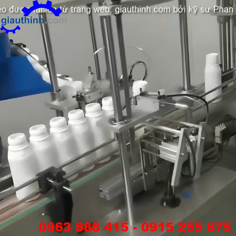 Máy chiết rót phân bón