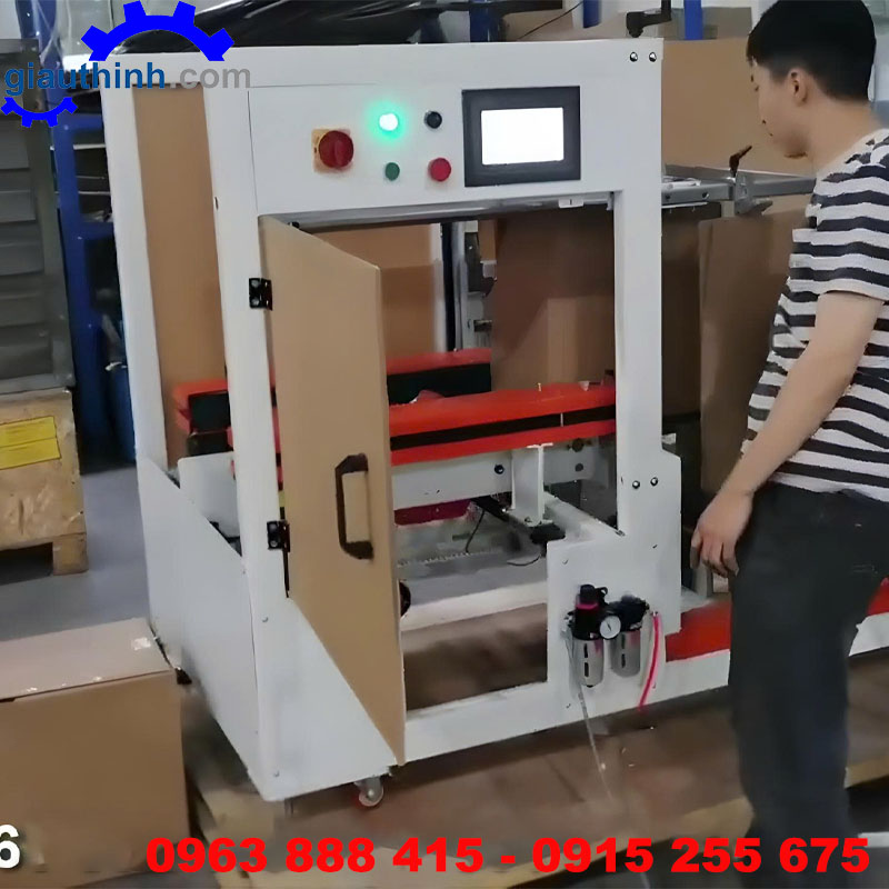 Máy gấp thùng carton