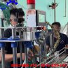 Máy siết nắp chai